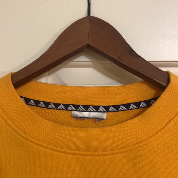 Vintage Yellow Adidas Crewneck - Picture 3 of 4